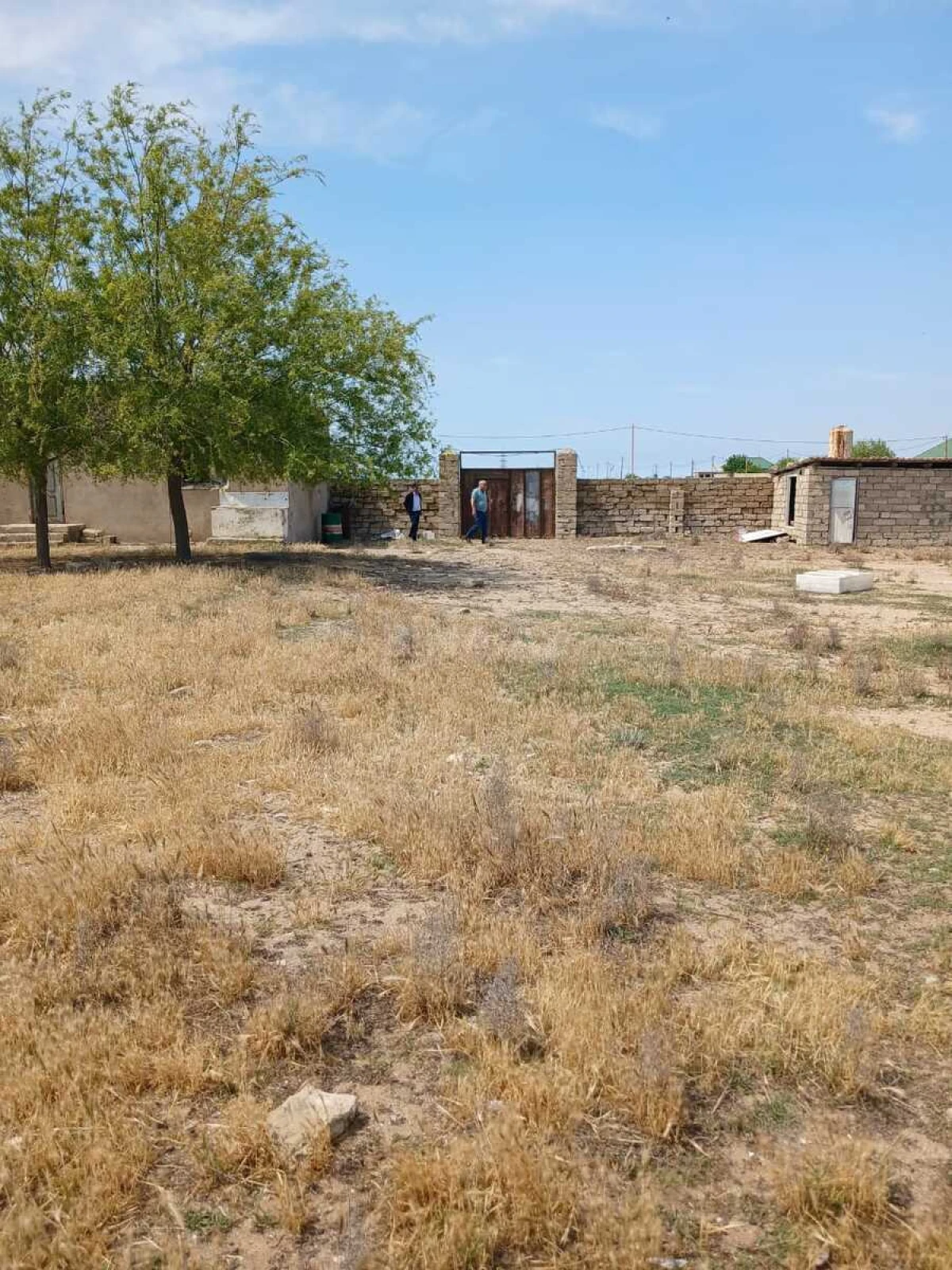 Satılır obyekt 480 m²