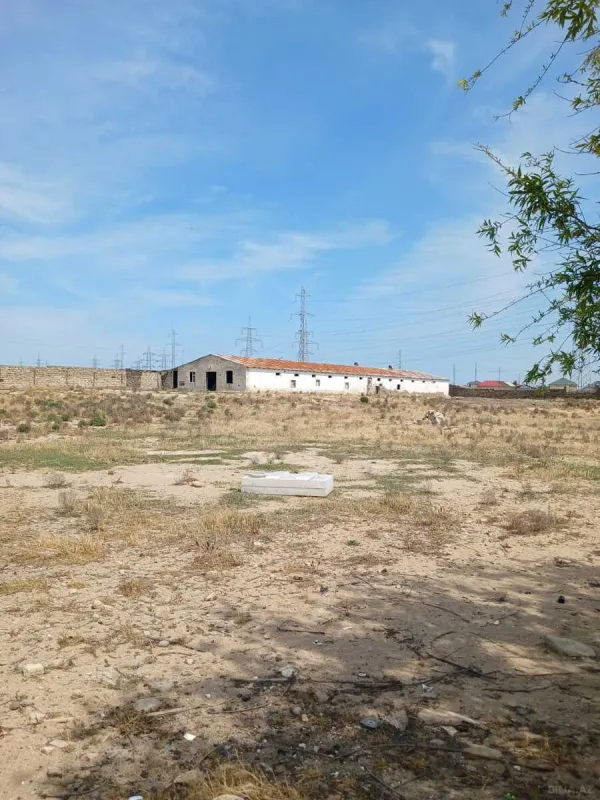 Satılır obyekt 480 m²