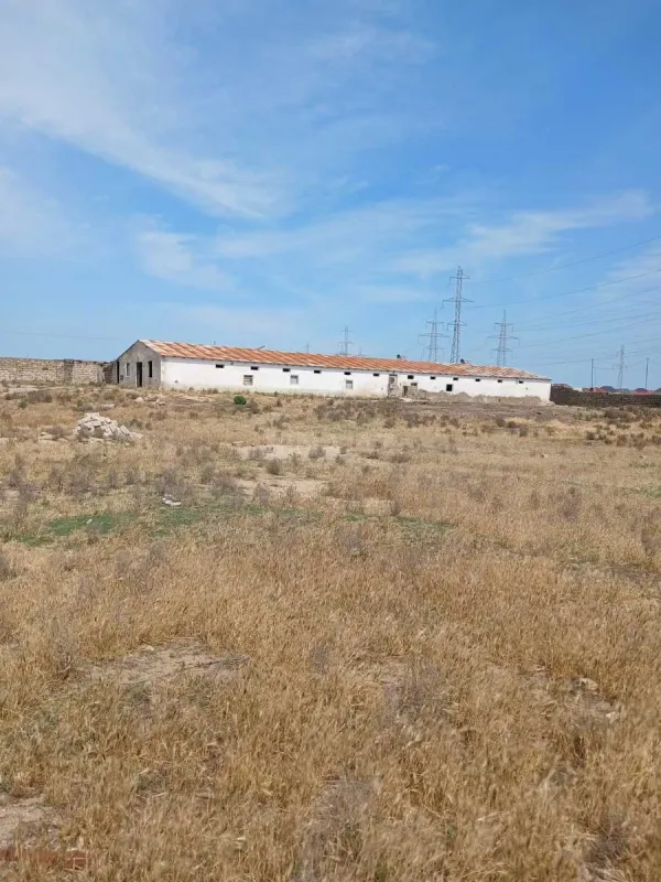 Satılır obyekt 480 m²