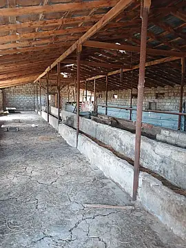 Satılır obyekt 480 m²