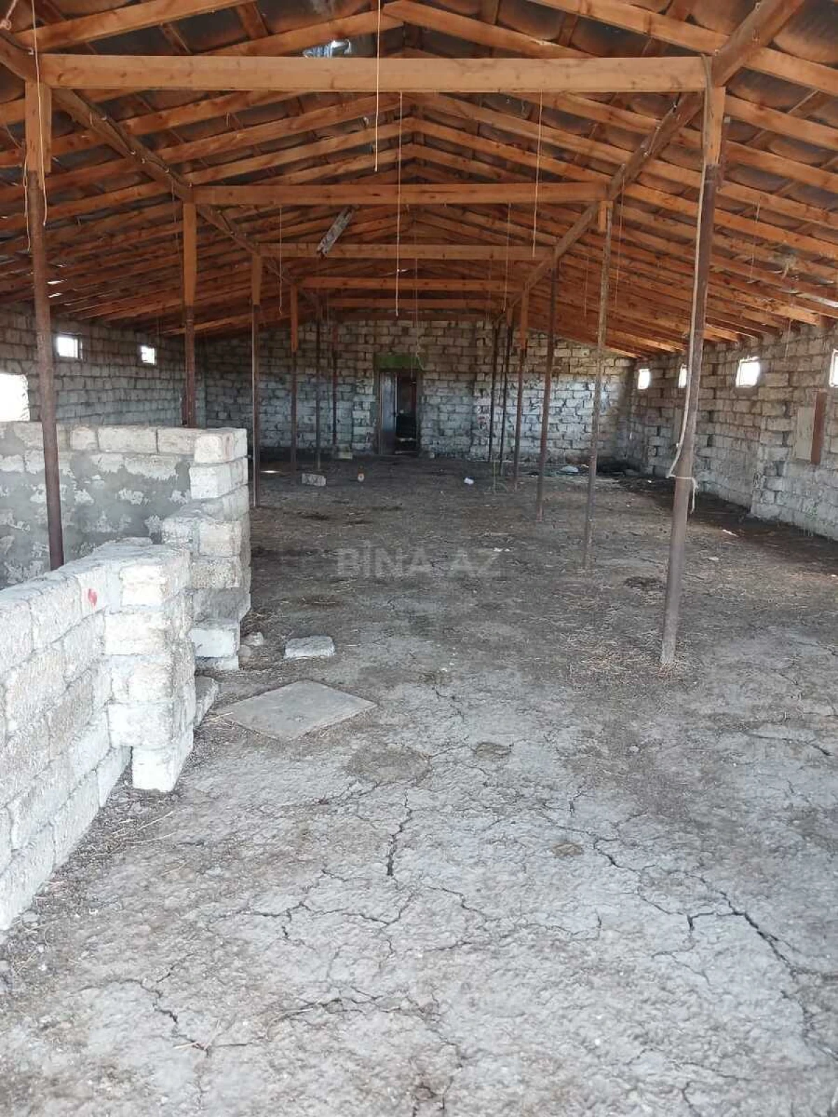 Satılır obyekt 480 m²