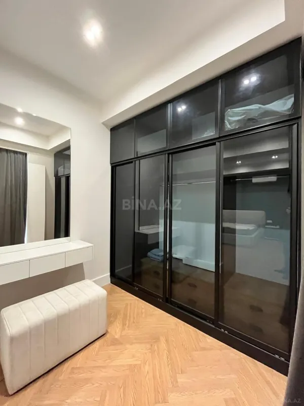 Kirayə verilir 2 otaqlı mənzil 70 m²