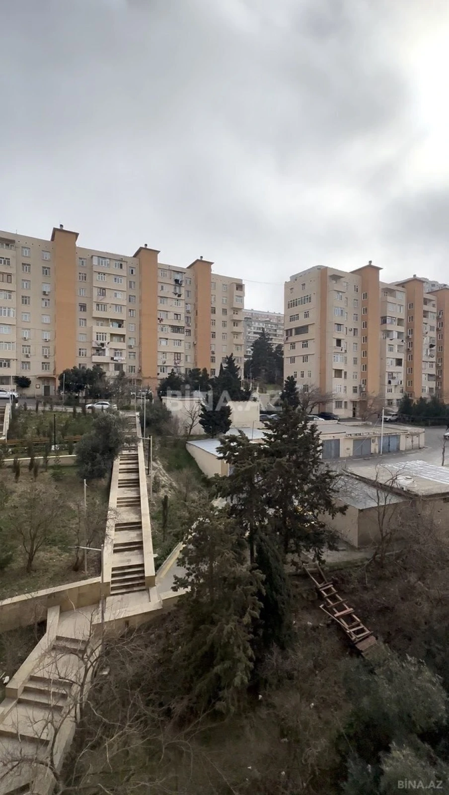 Satılır 3 otaqlı mənzil 87 m²