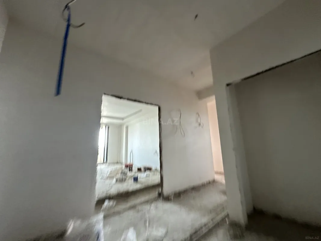 Satılır 3 otaqlı mənzil 145 m²