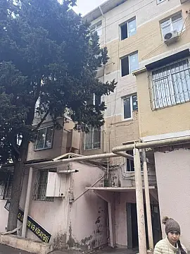 Satılır 2 otaqlı mənzil 43 m²