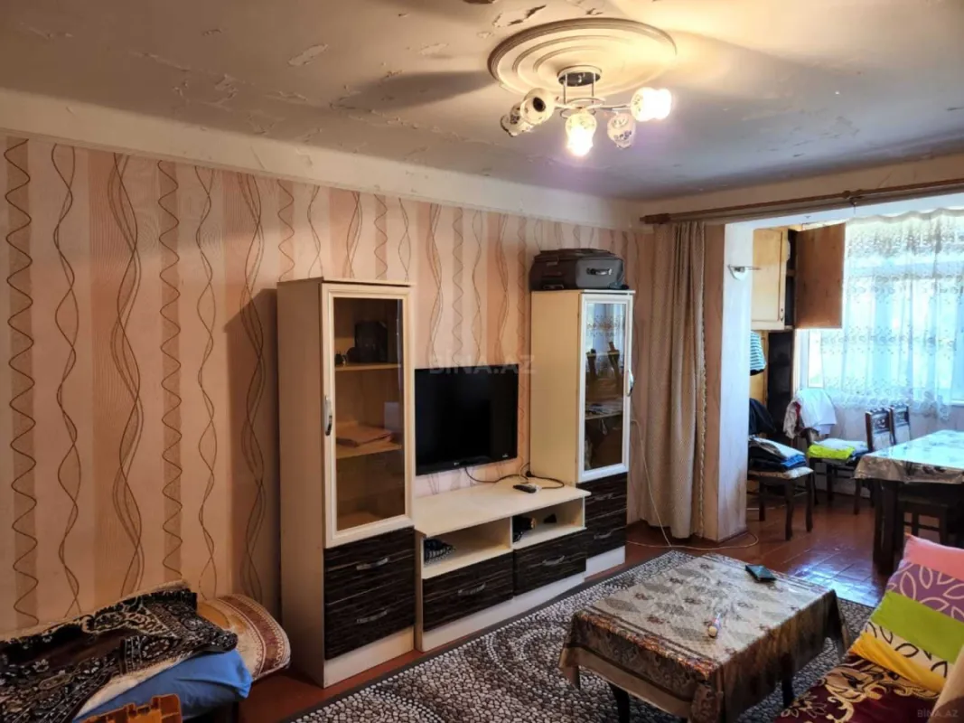 Kirayə verilir 2 otaqlı mənzil 45 m²