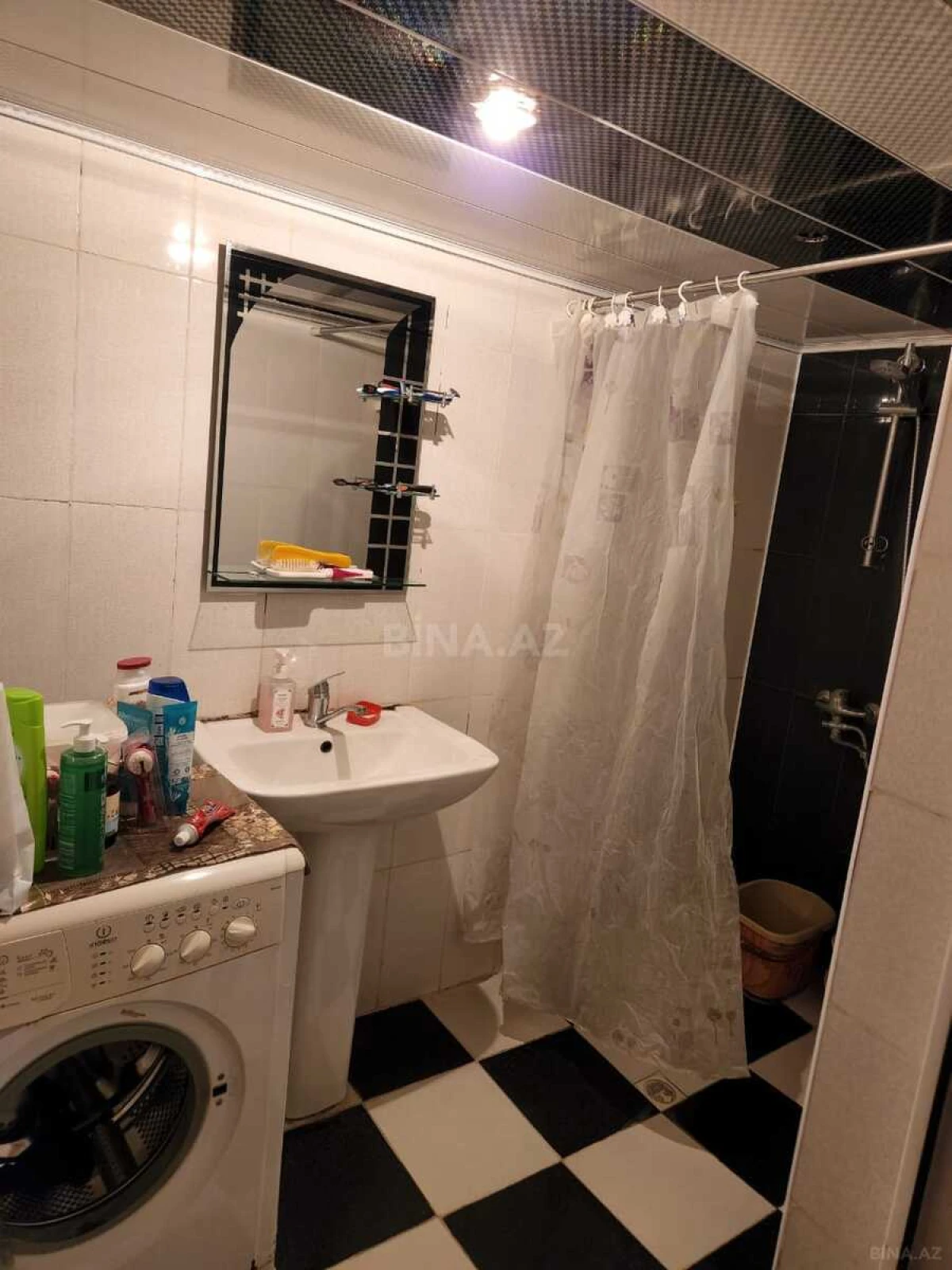 Kirayə verilir 2 otaqlı mənzil 45 m²
