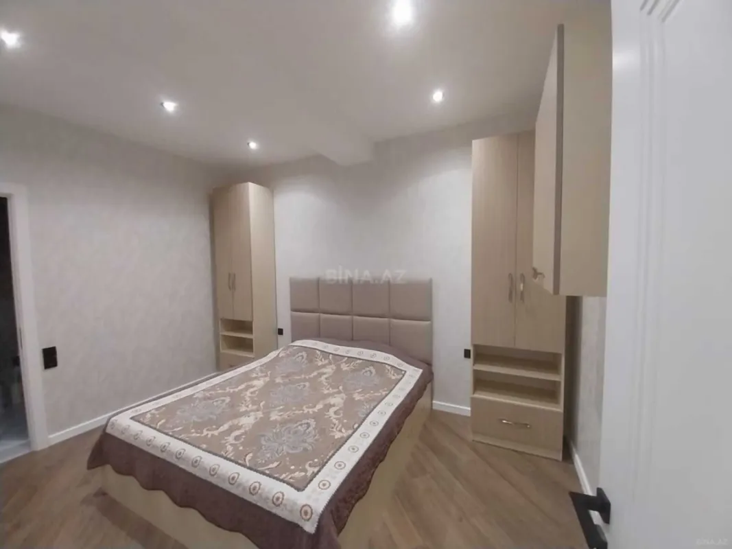 Kirayə verilir 3 otaqlı mənzil 104 m²