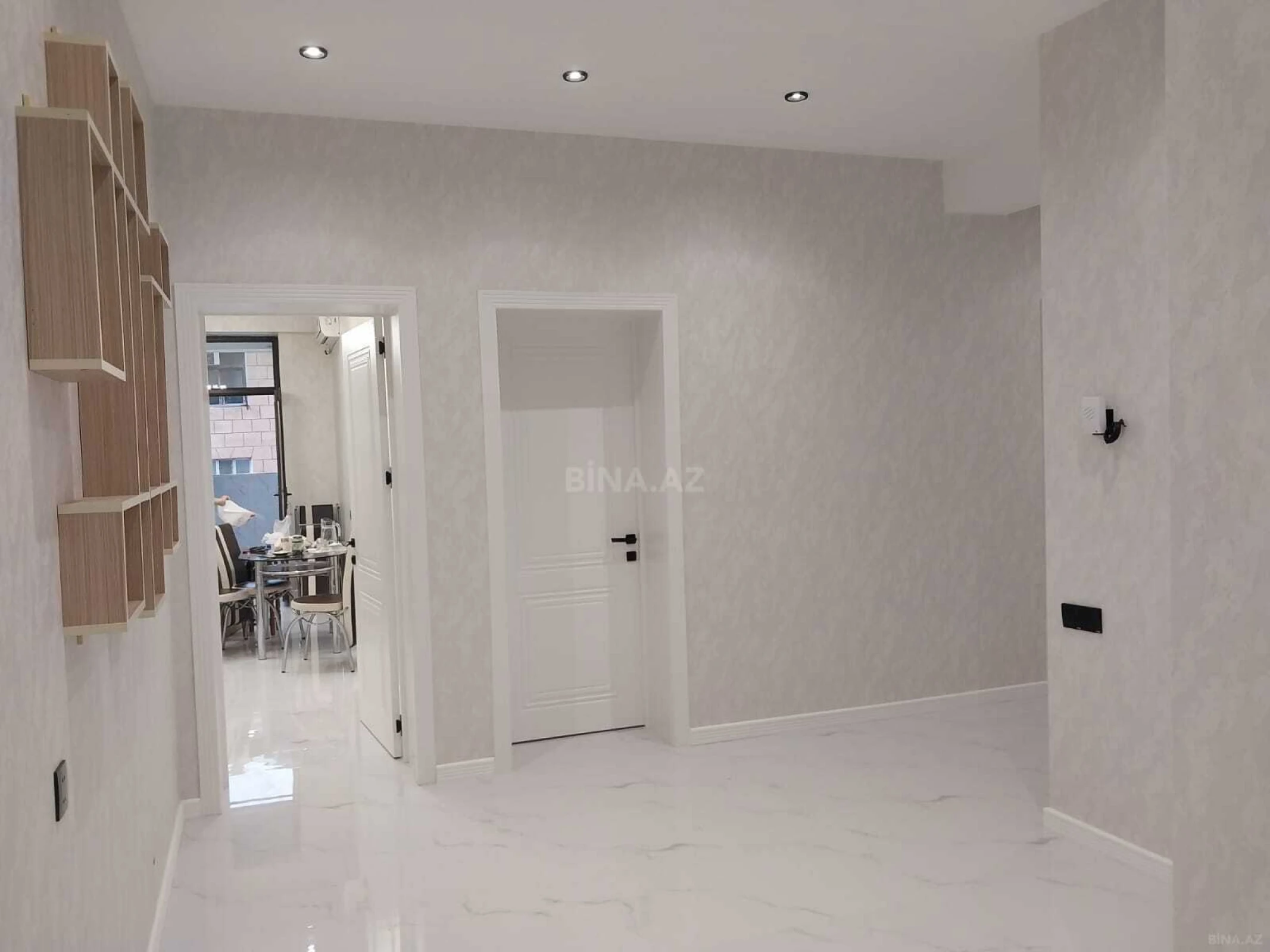 Kirayə verilir 3 otaqlı mənzil 104 m²