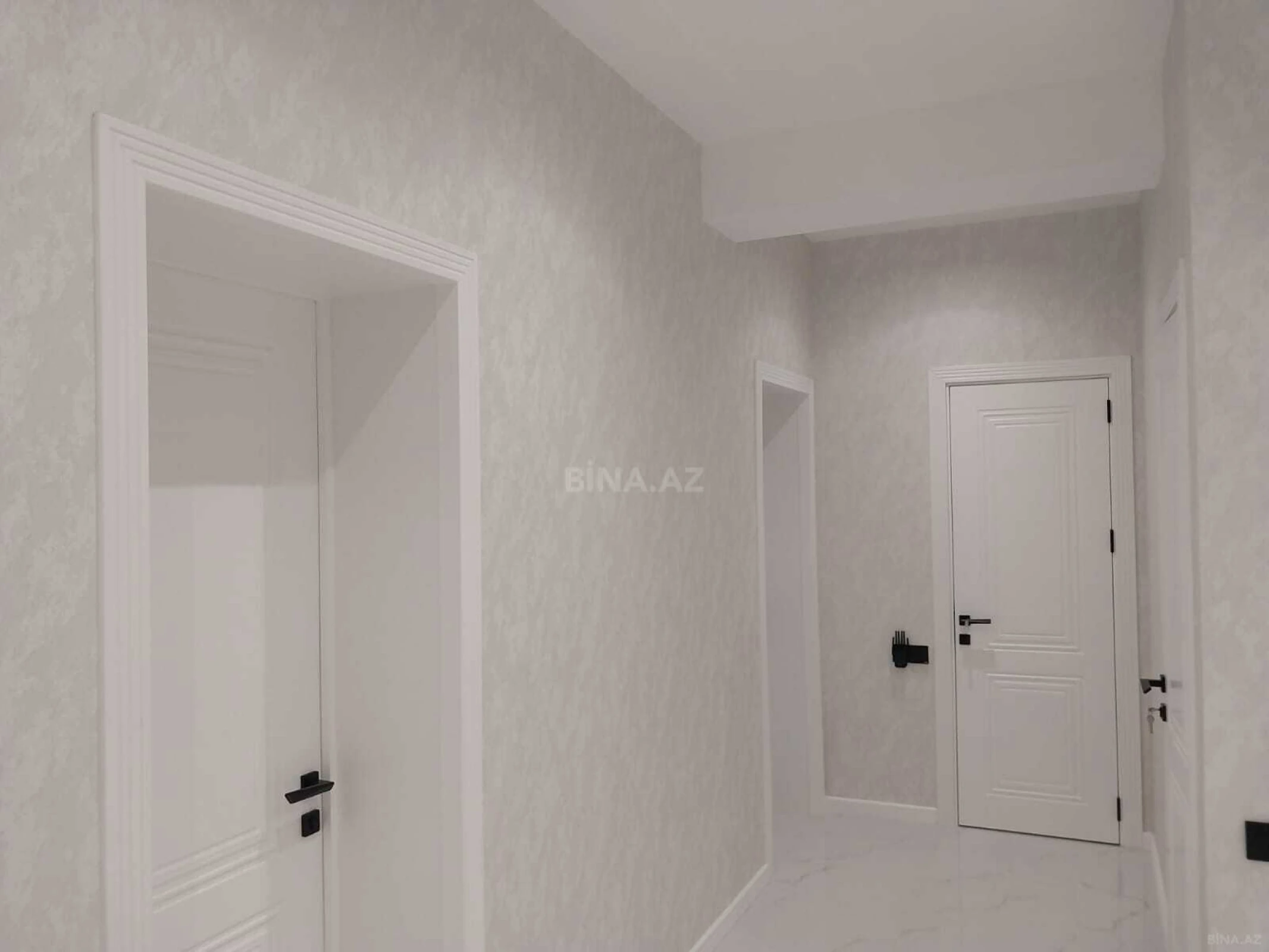 Kirayə verilir 3 otaqlı mənzil 104 m²