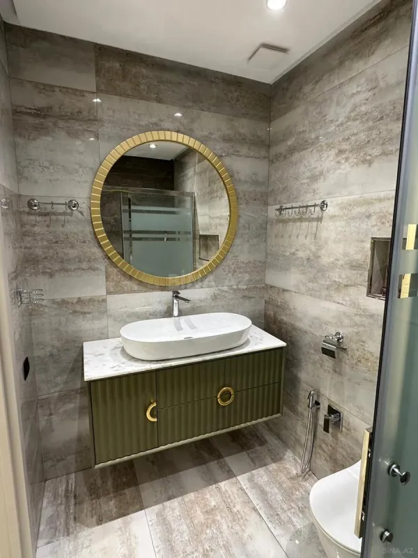 Satılır 3 otaqlı mənzil 104 m²