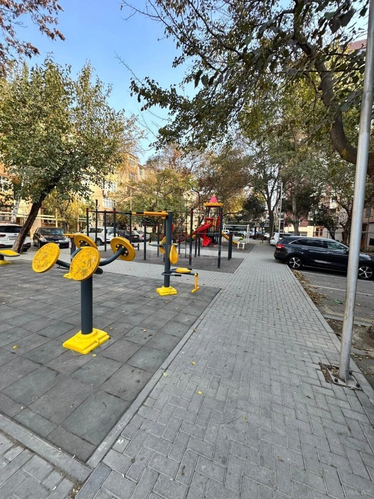 Satılır 2 otaqlı mənzil 60 m²