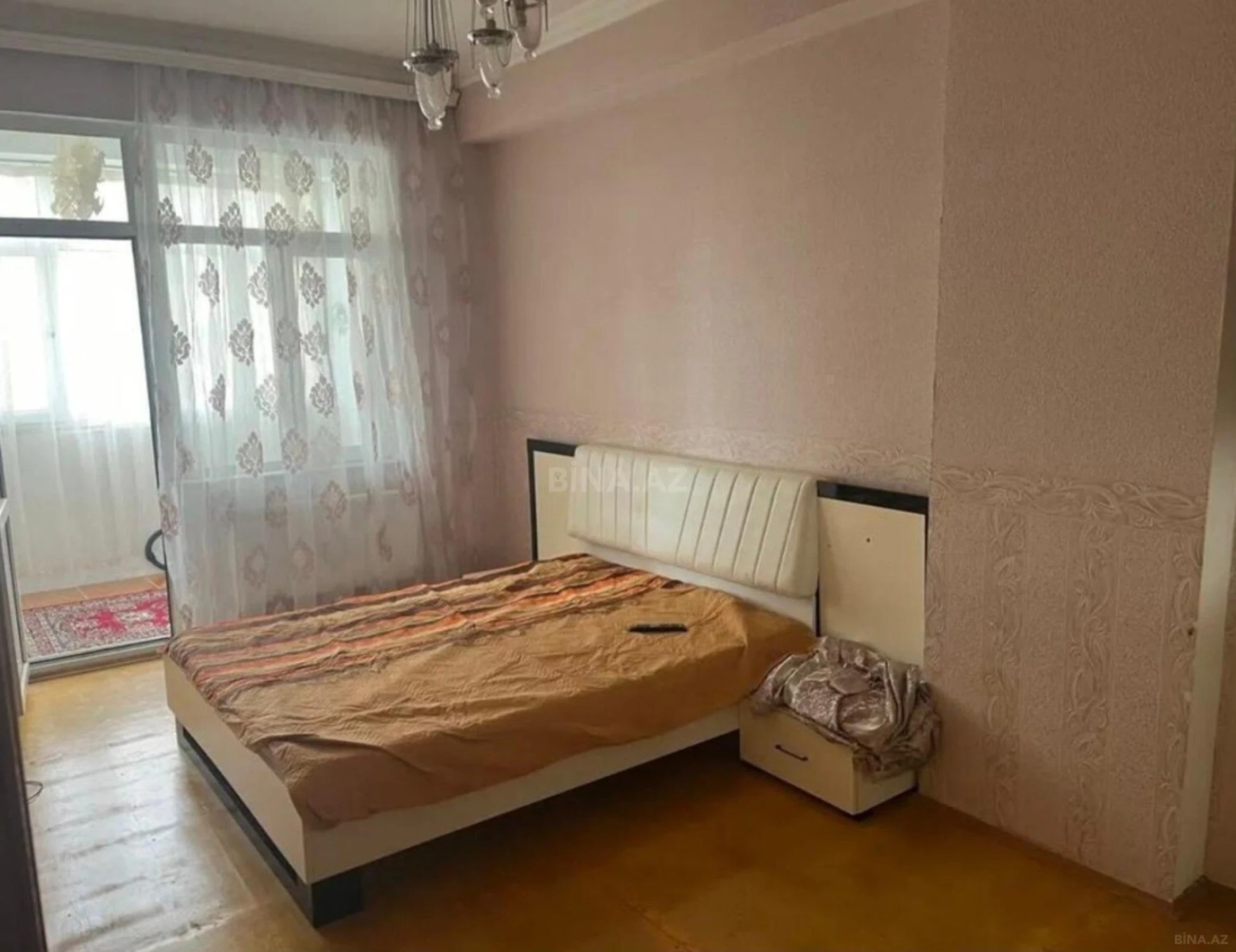 Satılır 2 otaqlı mənzil 75 m²