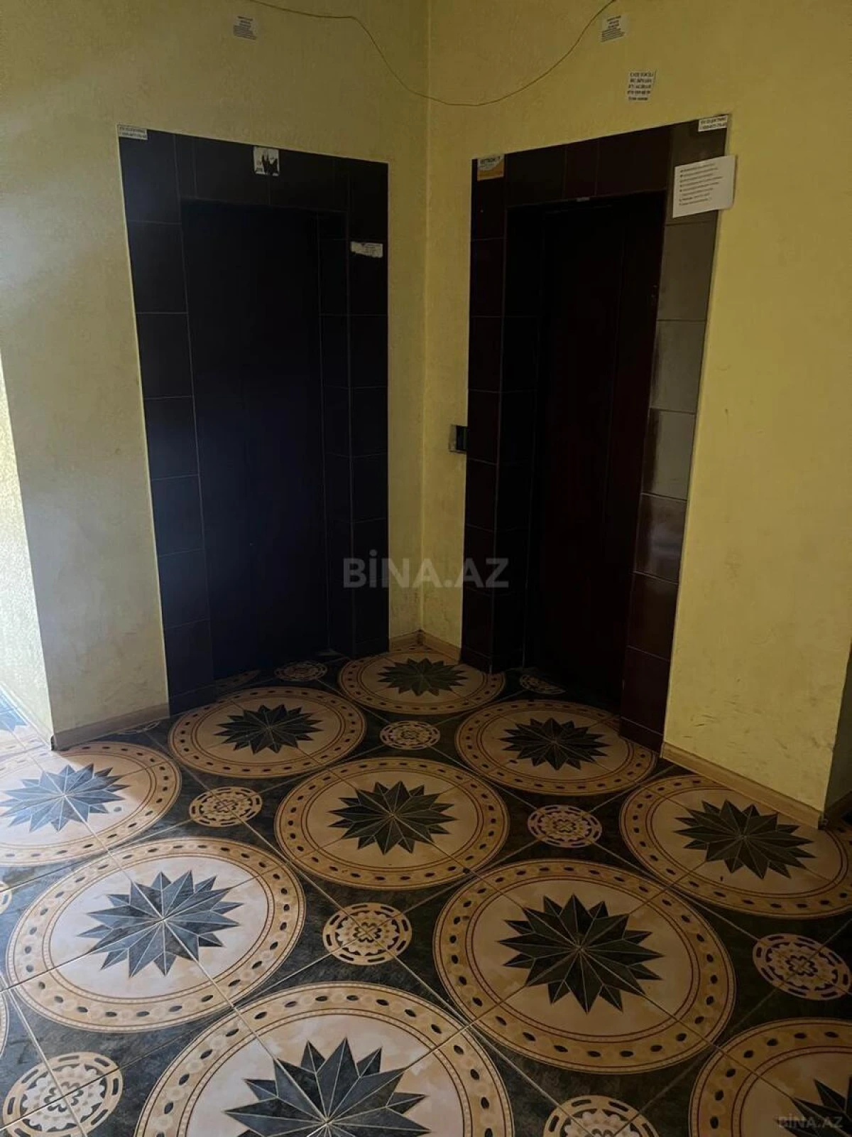 Satılır 2 otaqlı mənzil 75 m²