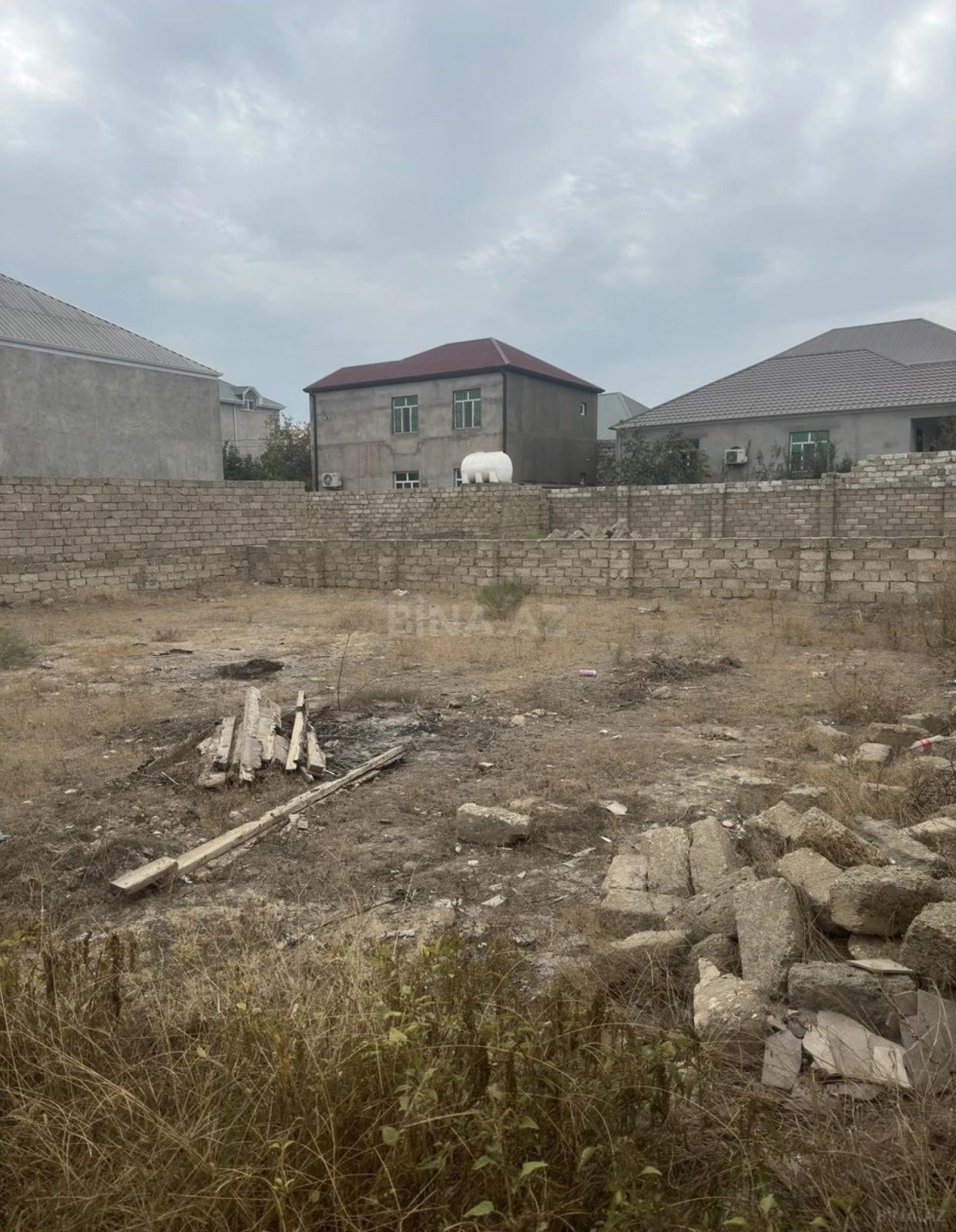 Satılır torpaq sahəsi 4 m²