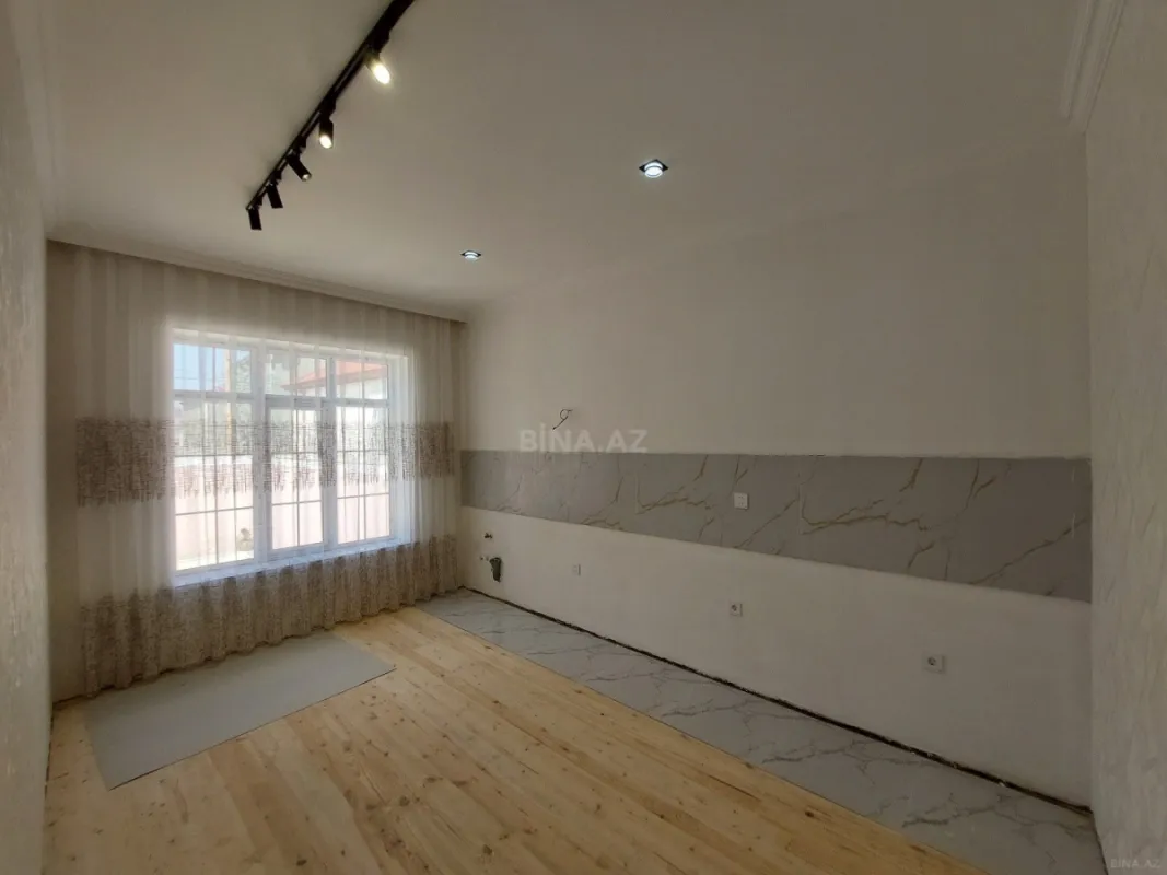 Satılır 4 otaqlı həyət evi 110 m²