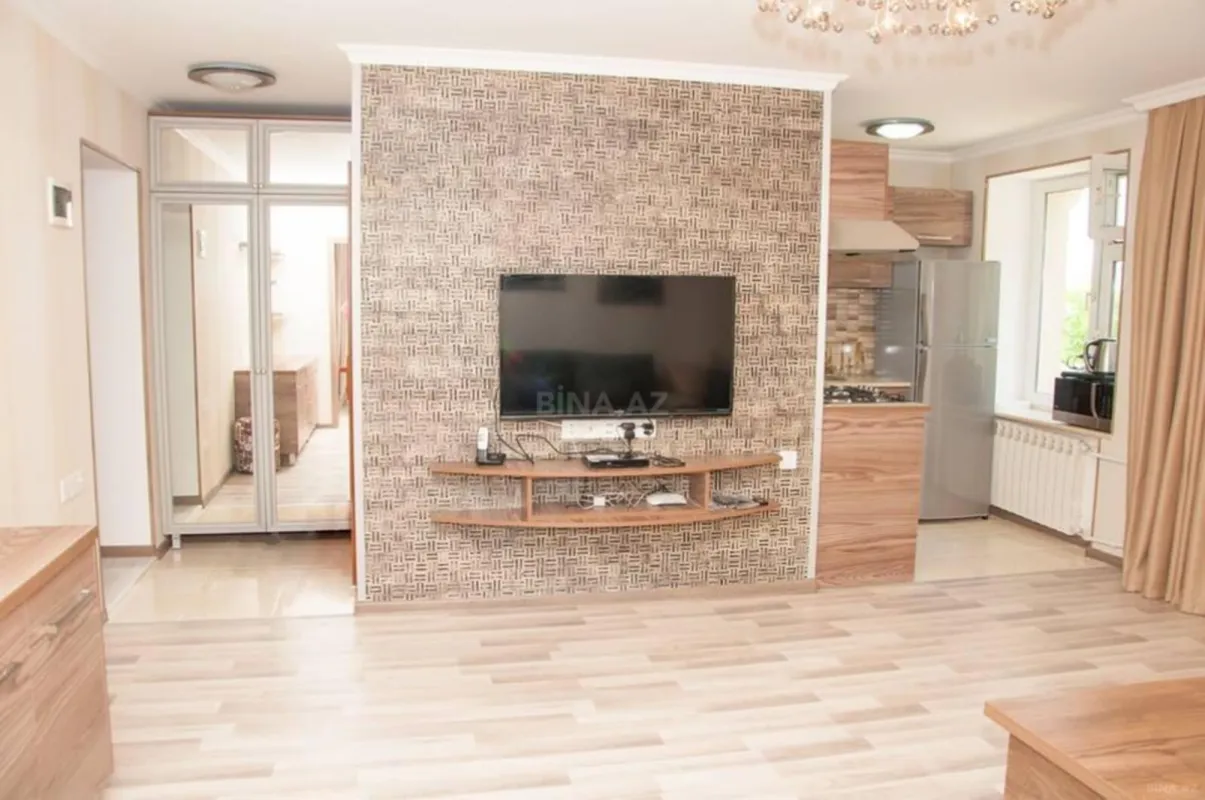 Kirayə verilir 2 otaqlı mənzil 52 m²