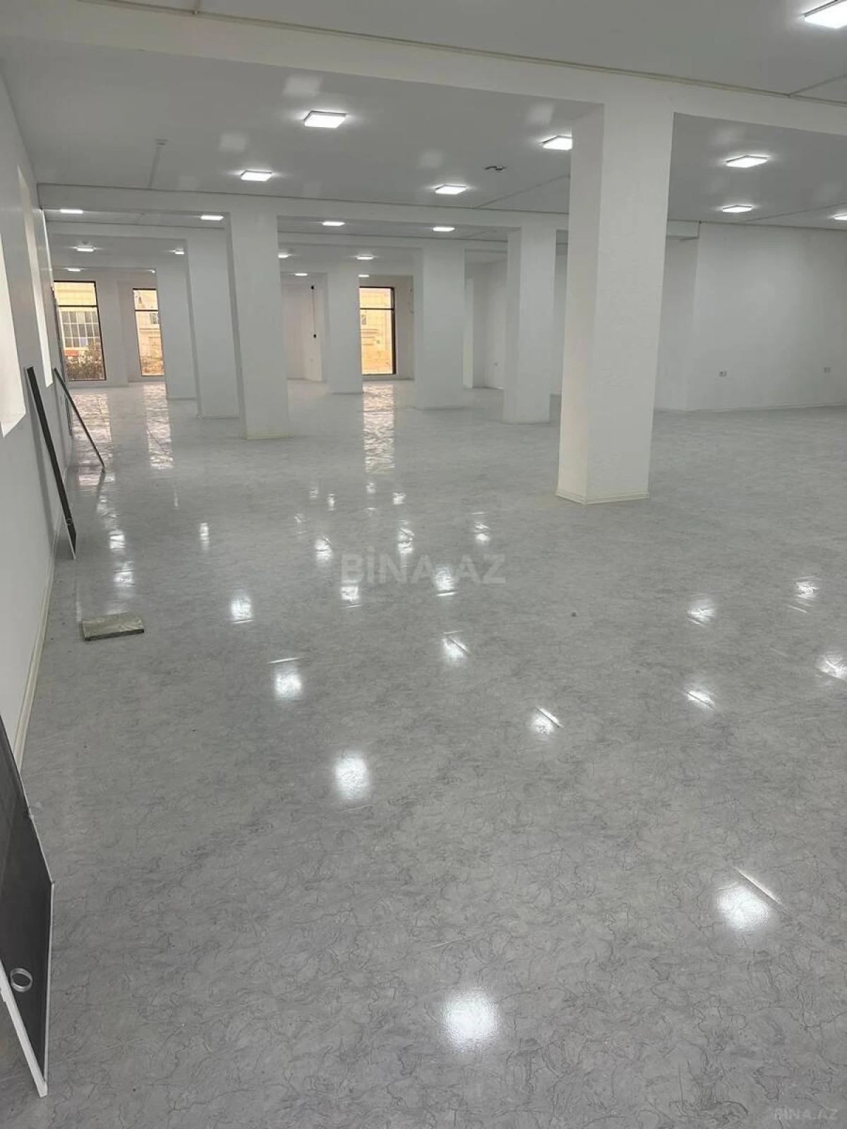 Kirayə verilir obyekt 1500 m²