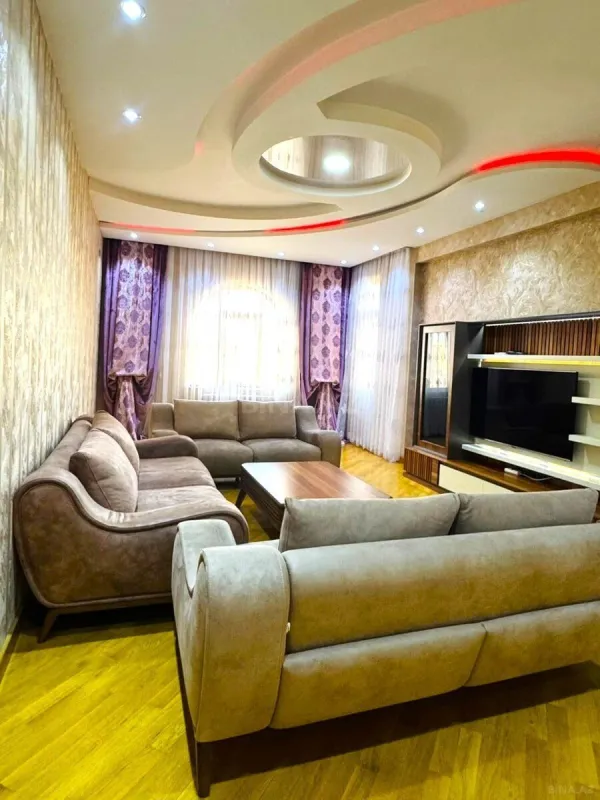 Satılır 3 otaqlı mənzil 140 m²