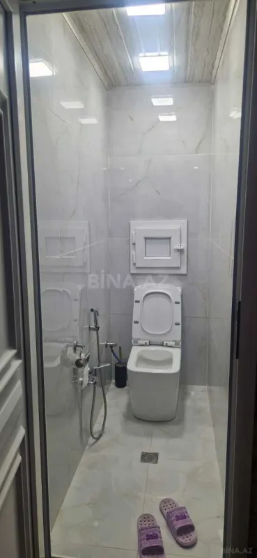 Kirayə verilir 5 otaqlı mənzil 130 m²