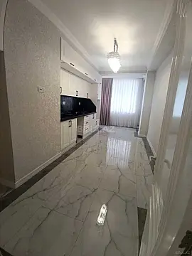 Satılır 4 otaqlı mənzil 165 m²