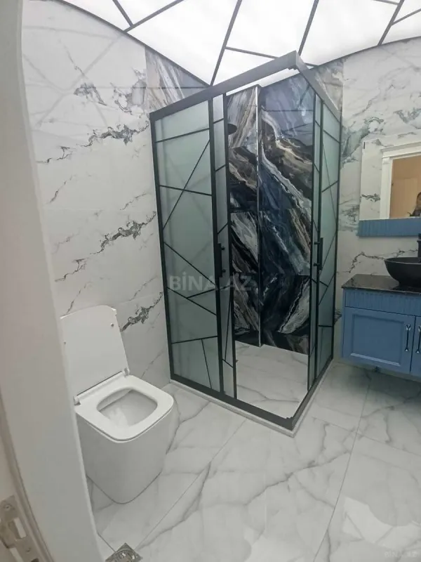 Satılır 4 otaqlı mənzil 165 m²