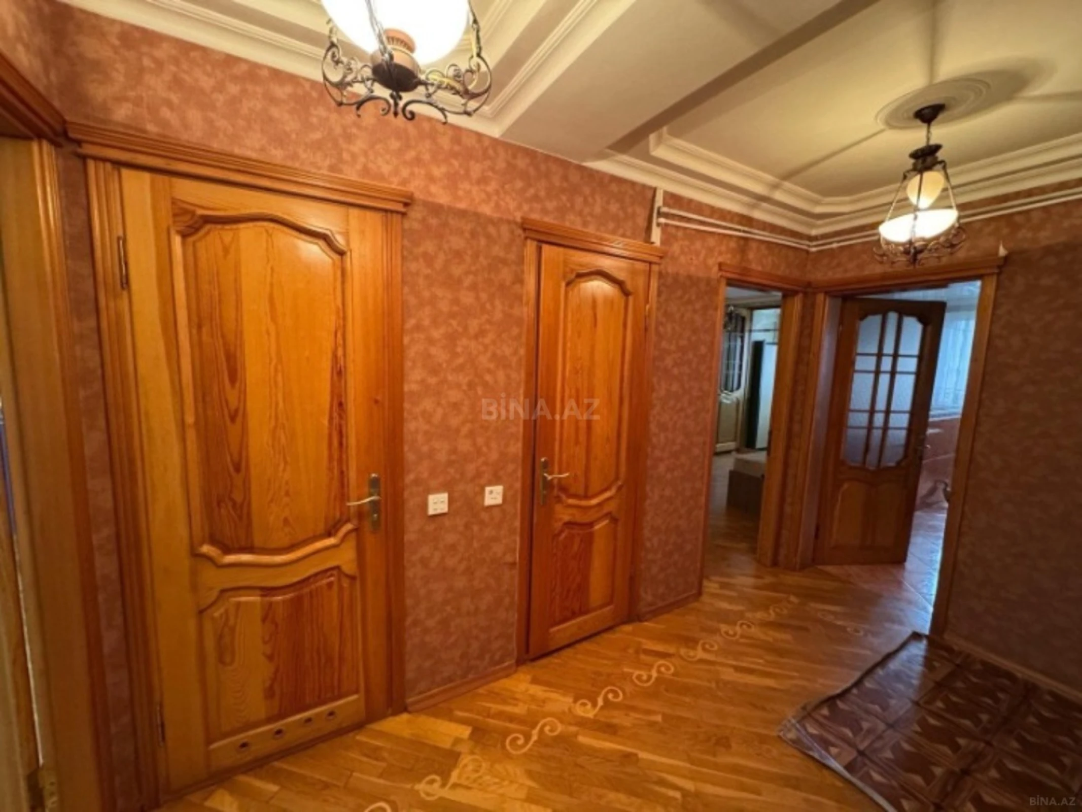 Satılır 3 otaqlı mənzil 100 m²