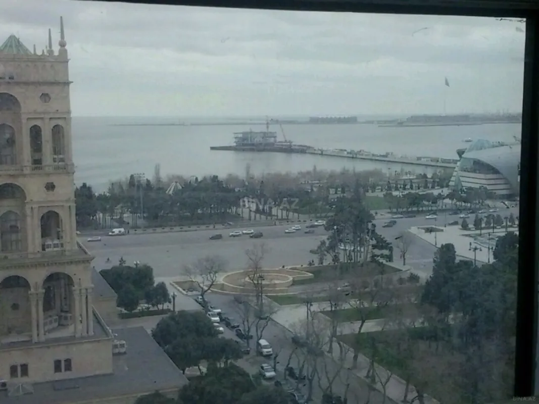 Kirayə verilir 2 otaqlı mənzil 88 m²