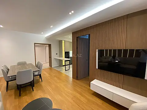 Kirayə verilir 2 otaqlı mənzil 75 m²