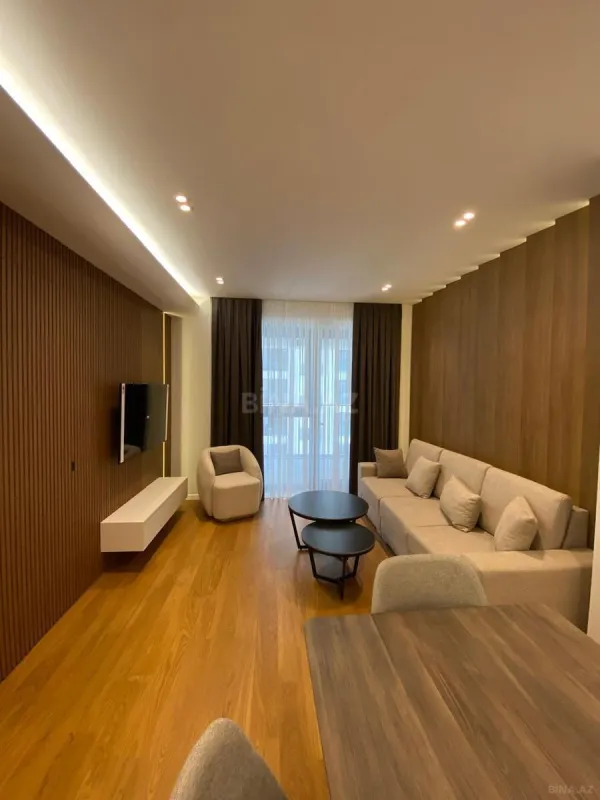 Kirayə verilir 2 otaqlı mənzil 75 m²