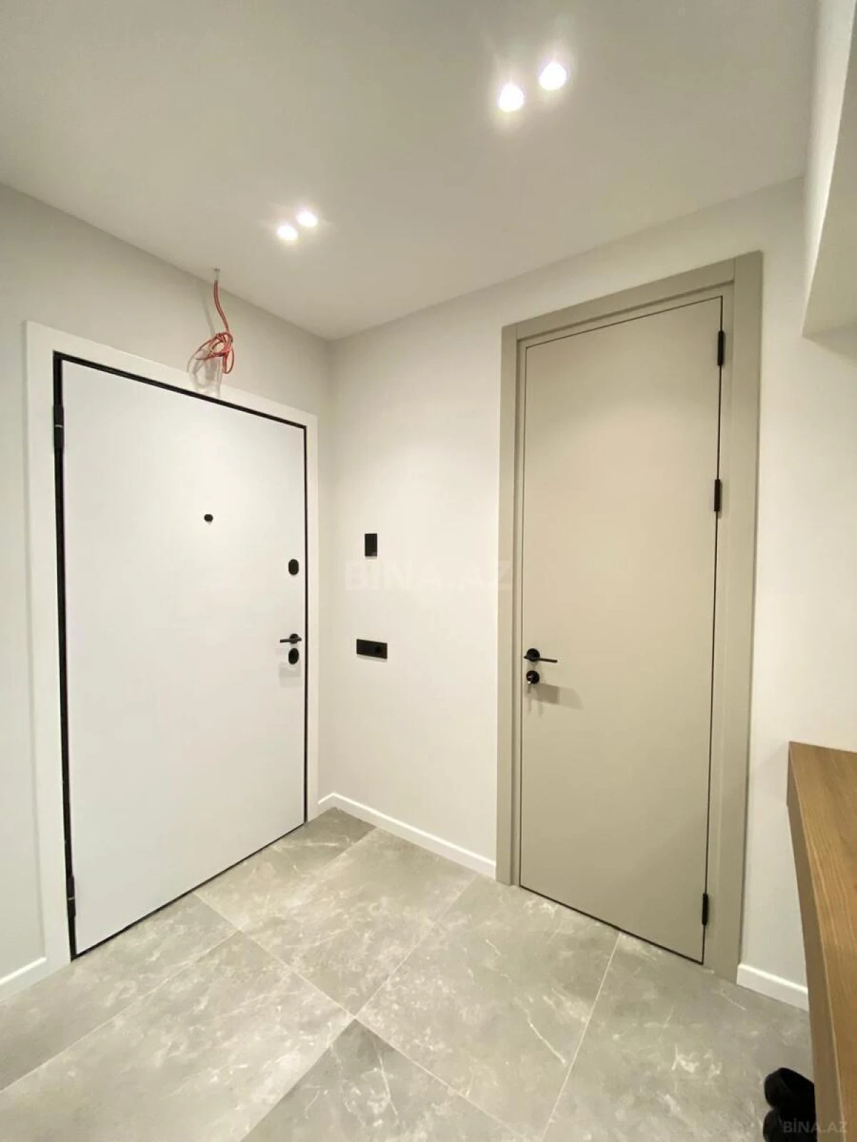 Kirayə verilir 2 otaqlı mənzil 75 m²