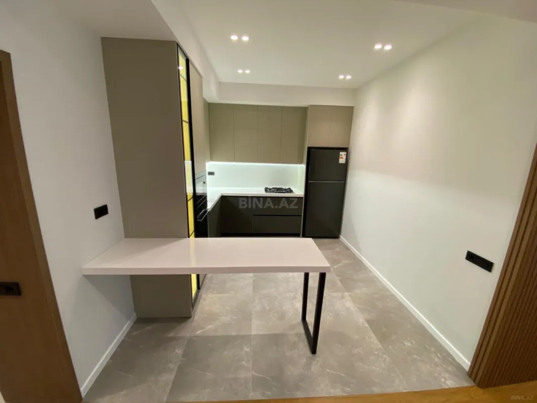 Kirayə verilir 2 otaqlı mənzil 75 m²