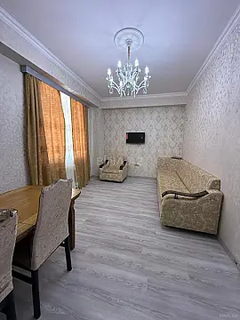 Kirayə verilir 2 otaqlı mənzil 56 m²