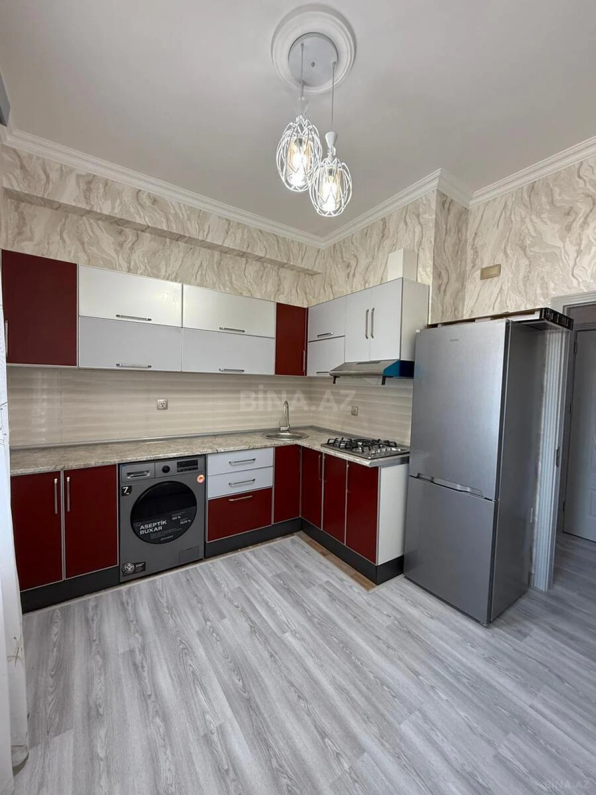 Kirayə verilir 2 otaqlı mənzil 56 m²