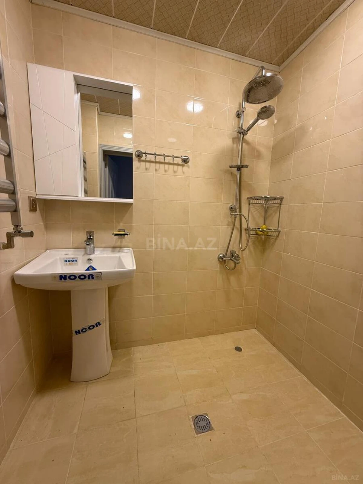 Kirayə verilir 2 otaqlı mənzil 56 m²