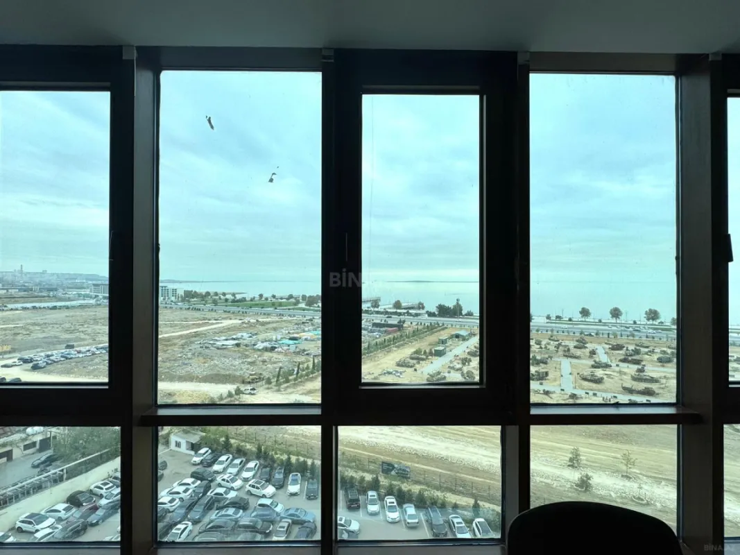 Kirayə verilir 3 otaqlı ofis 100 m²