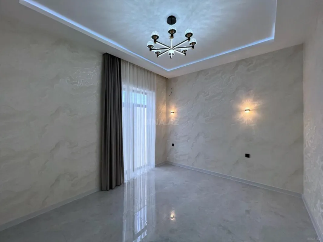 Satılır 4 otaqlı həyət evi 150 m²