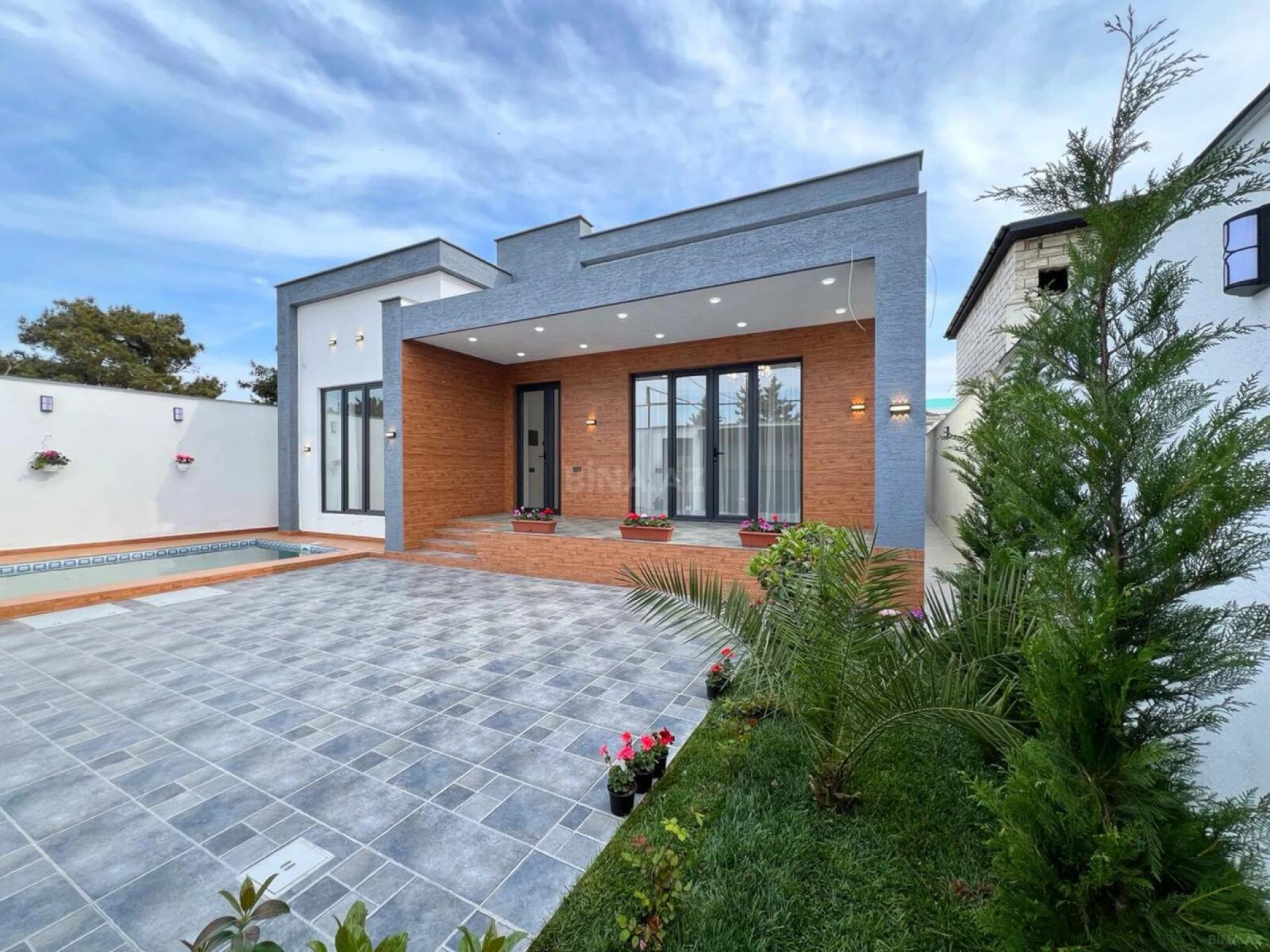 Satılır 4 otaqlı həyət evi 150 m²