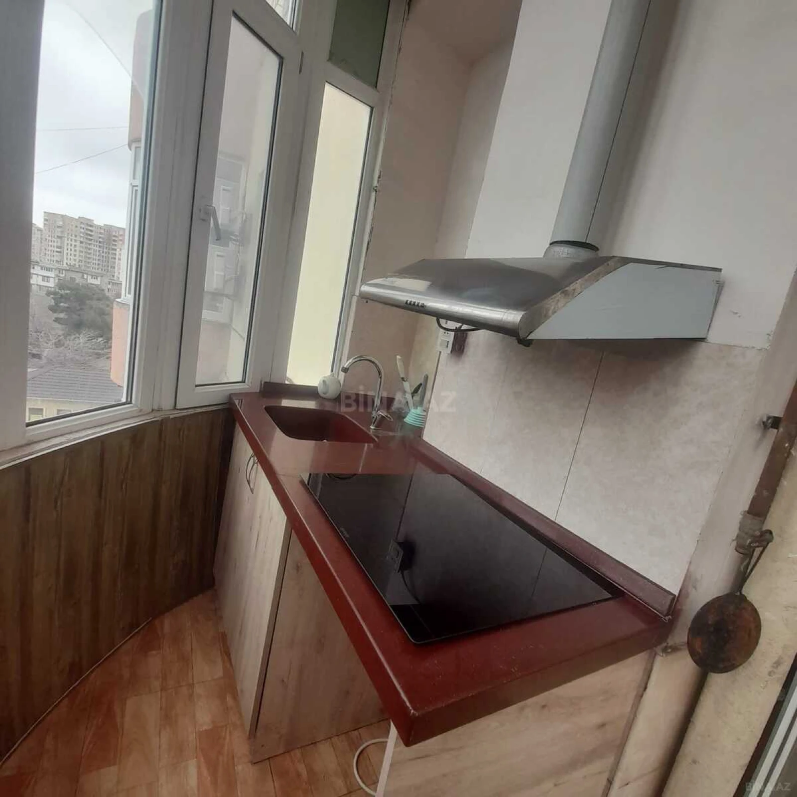 Satılır 3 otaqlı mənzil 105 m²