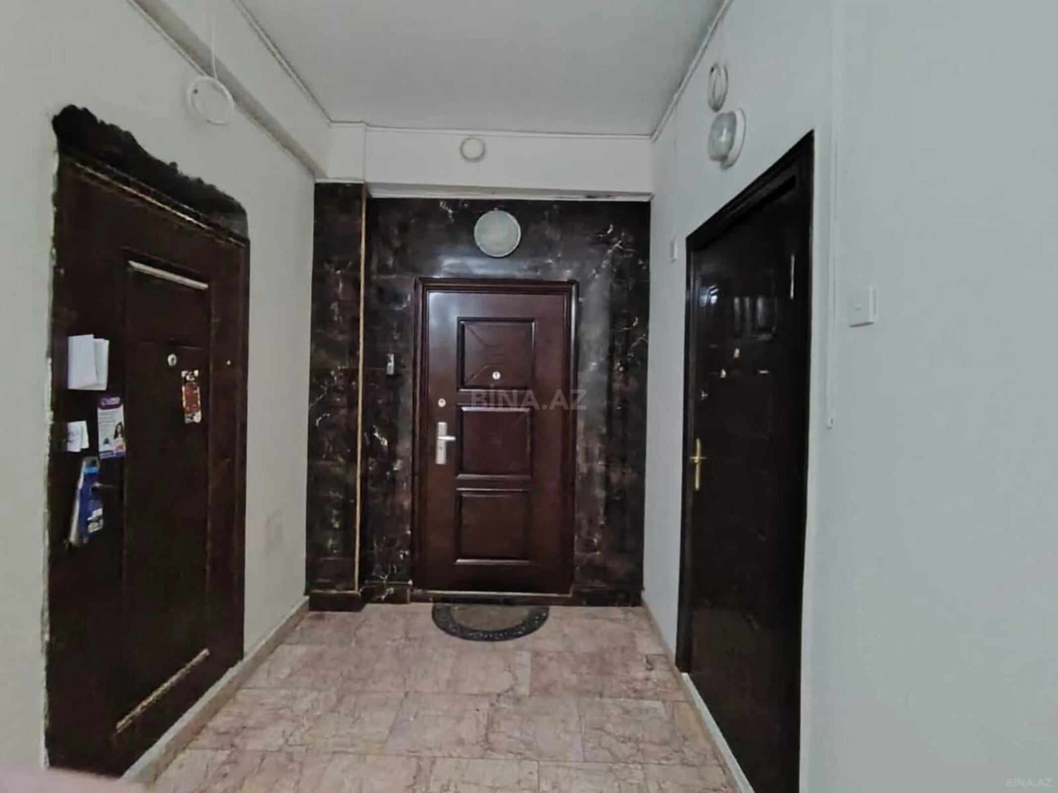 Satılır 2 otaqlı mənzil 88 m²