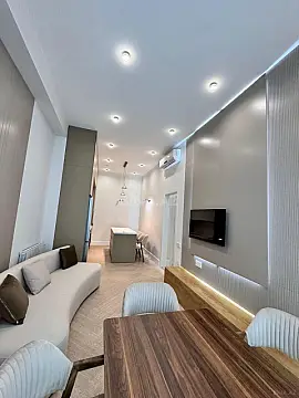 Kirayə verilir 2 otaqlı mənzil 70 m²