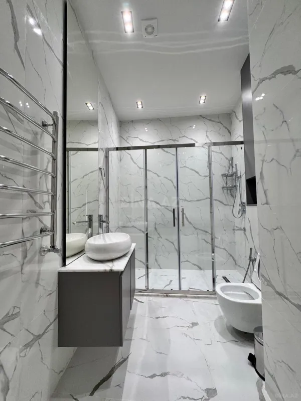 Kirayə verilir 2 otaqlı mənzil 70 m²