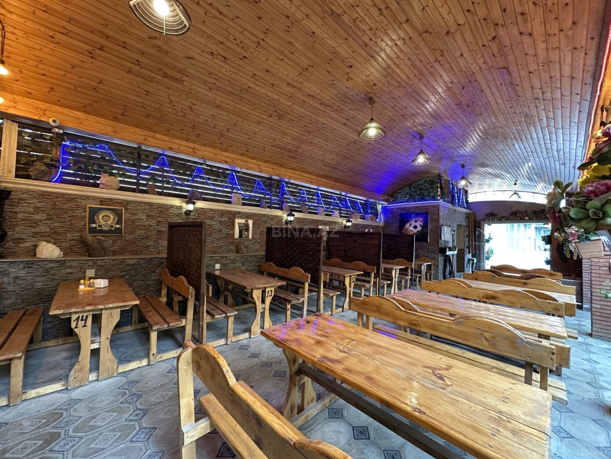 Satılır obyekt 400 m²