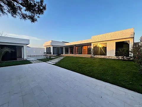 Satılır 5 otaqlı həyət evi 250 m² — Bakı, Mərdəkan 5 otaq 250.00 m²