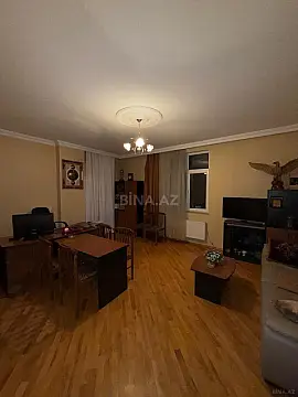 Satılır 3 otaqlı mənzil 137 m²