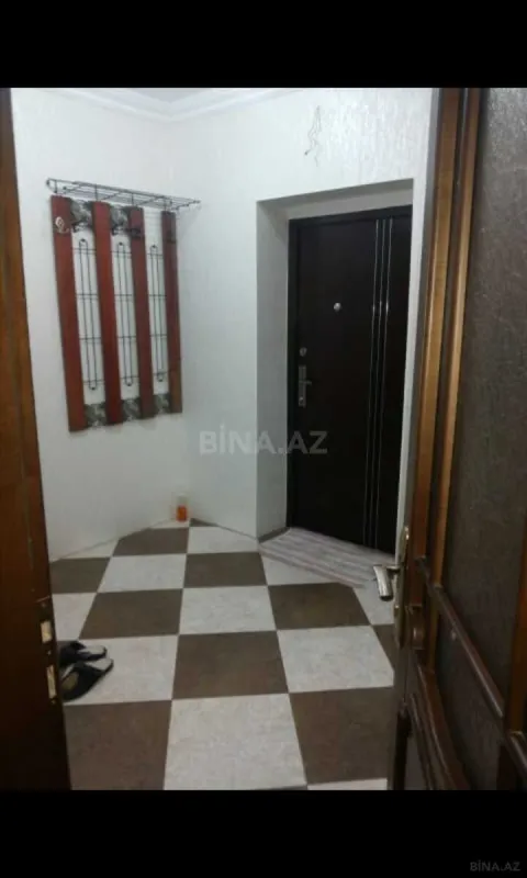 Satılır 3 otaqlı mənzil 137 m²