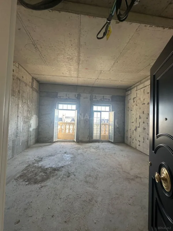 Satılır 2 otaqlı mənzil 65 m²