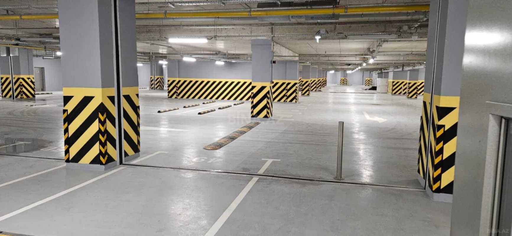 Satılır 2 otaqlı mənzil 65 m²