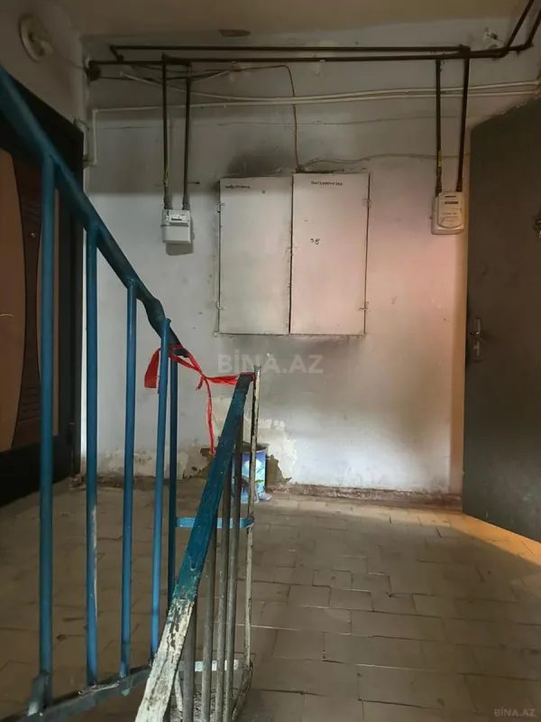 Satılır 4 otaqlı mənzil 130 m²