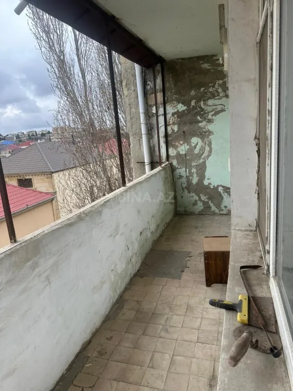 Satılır 4 otaqlı mənzil 130 m²